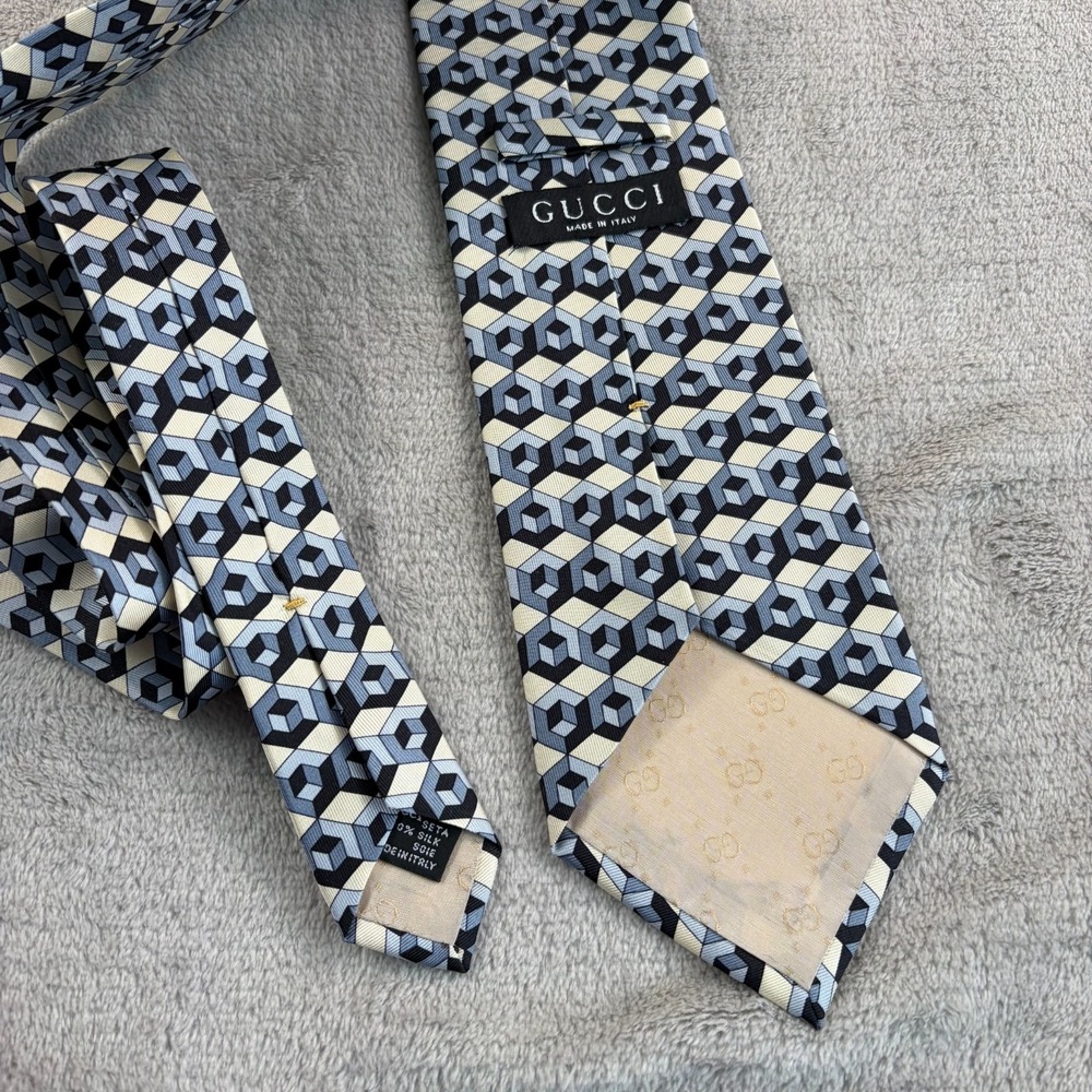 Vintage Gucci Silk‎ Tie Hexagon Geometric Made in Italy Monogram Designer NWOT - Picture 2 of 8